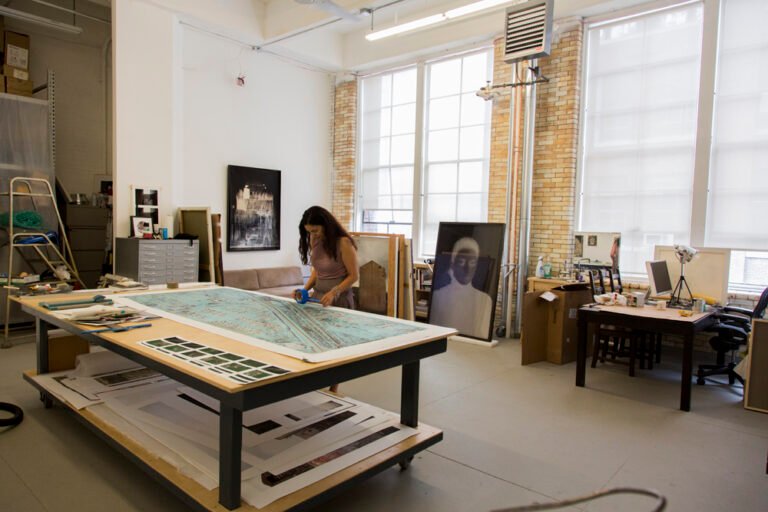 Art curator residences - ART CURATOR Art curator residences