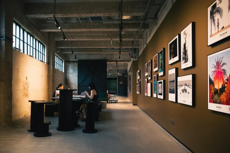 Art Curator grants - ART CURATOR Art Curator grants